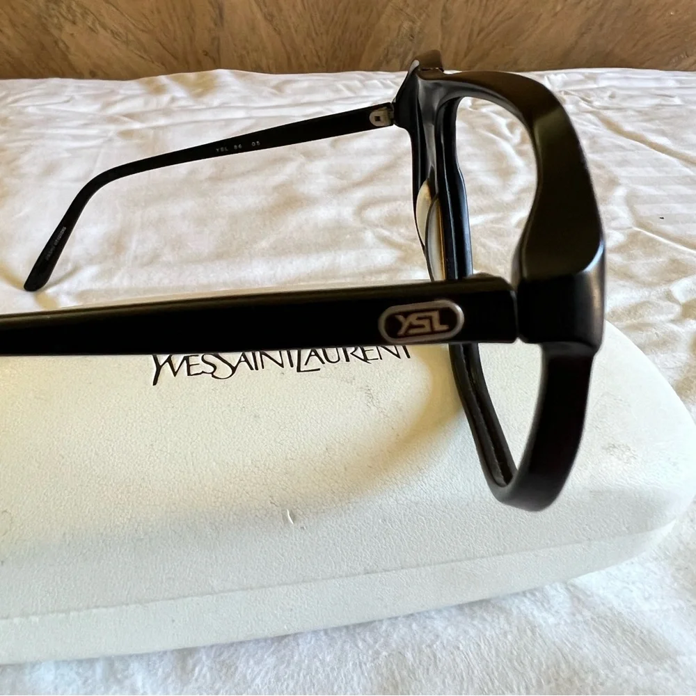 Vintage YVES SAINT LAURENT 549 Oversized Sunglasses Frame Made in France - Picture 3 of 16